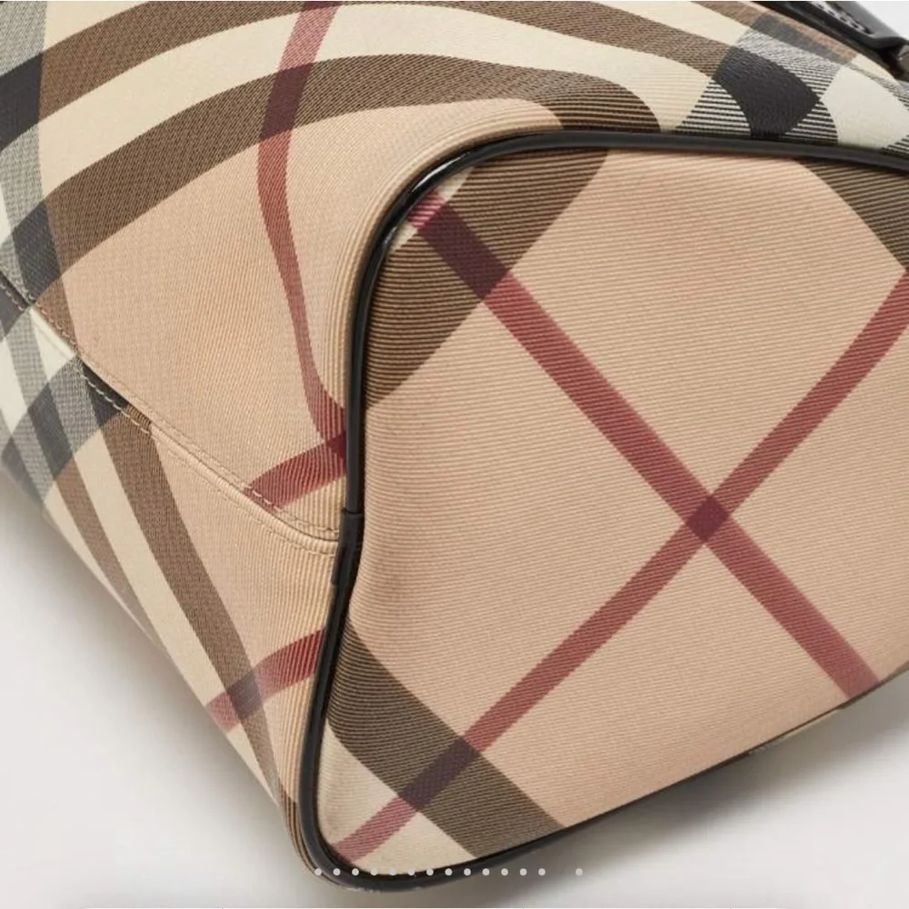 Burberry Beige/Black Nova Check PVC and Patent Leather Chester Bag - Picture 6 of 12